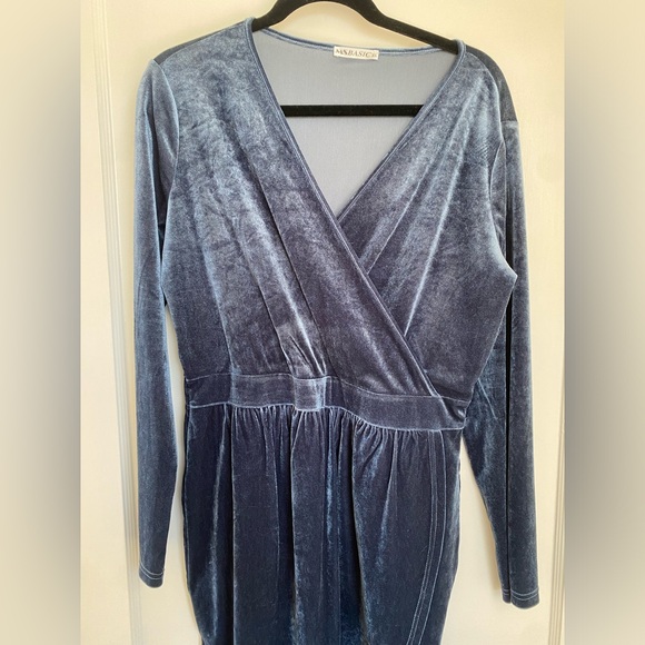 Velvet Bodycon Ruched Cockatil V Neck Dress. Worn once, XL. - Picture 5 of 10